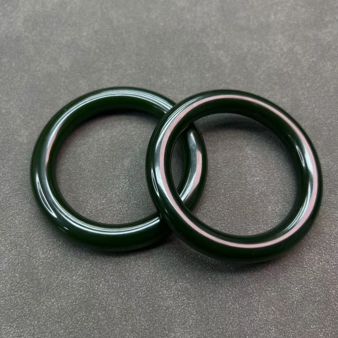 和田玉胖碧玉手镯绿色