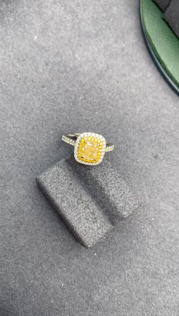 【闪购商品】钻石戒指/指环18K金镶嵌1ct黄钻戒指