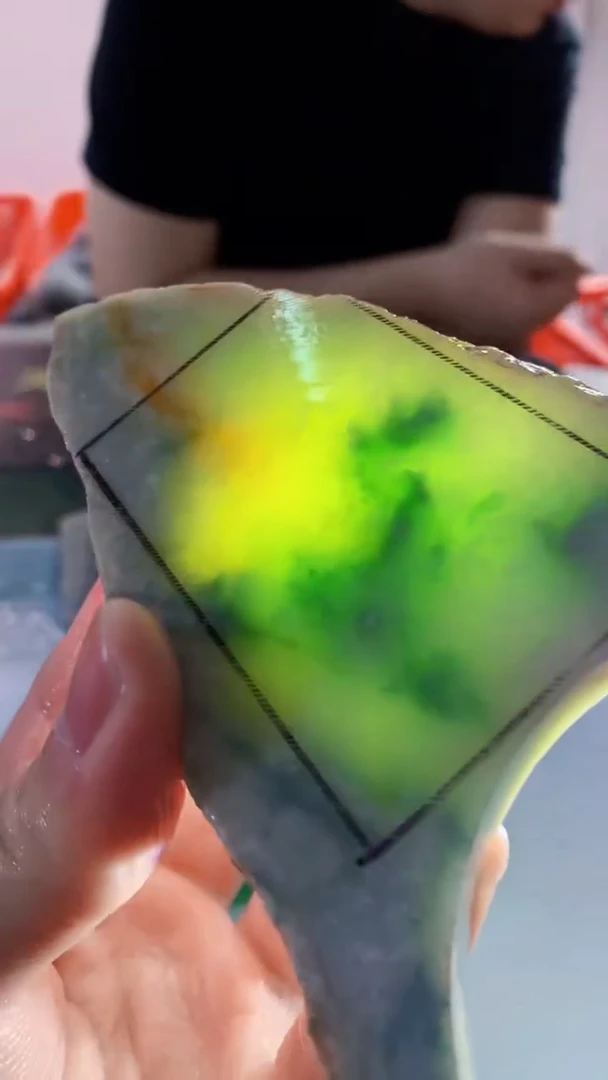 颈饰未镶嵌翡翠缅甸A货翡翠439