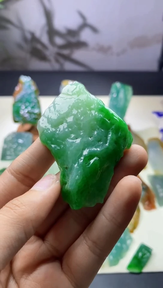 未镶嵌定制翡翠翡翠