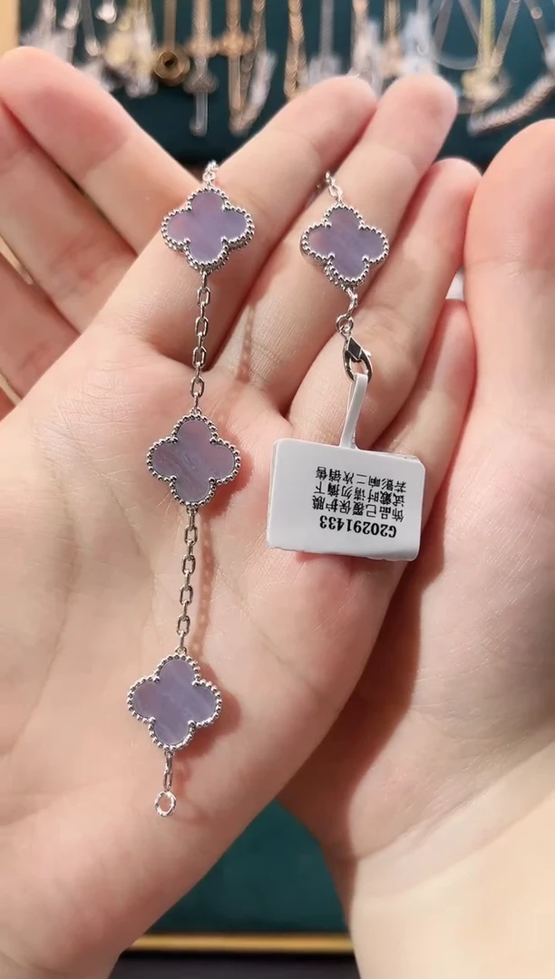 玛瑙/玉髓手链18K金镶嵌18K金镶嵌 K白 五花