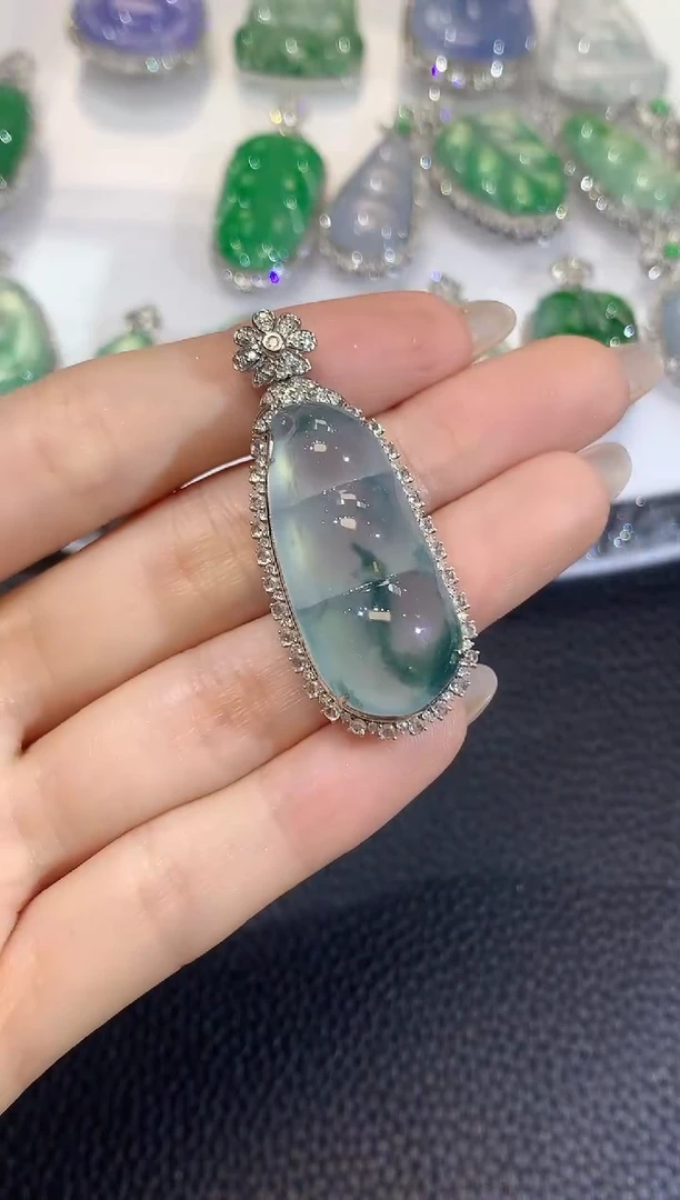 翡翠18K金镶嵌吊坠(不含链)C72