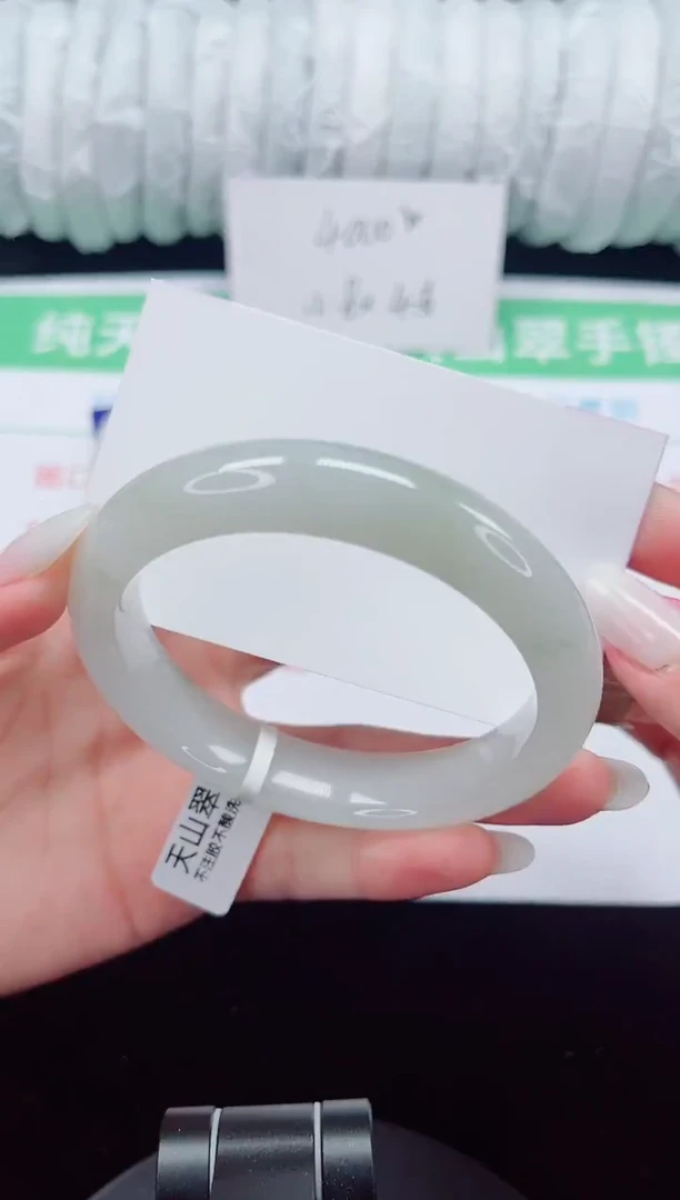 未镶嵌手镯石英质玉65-60/61