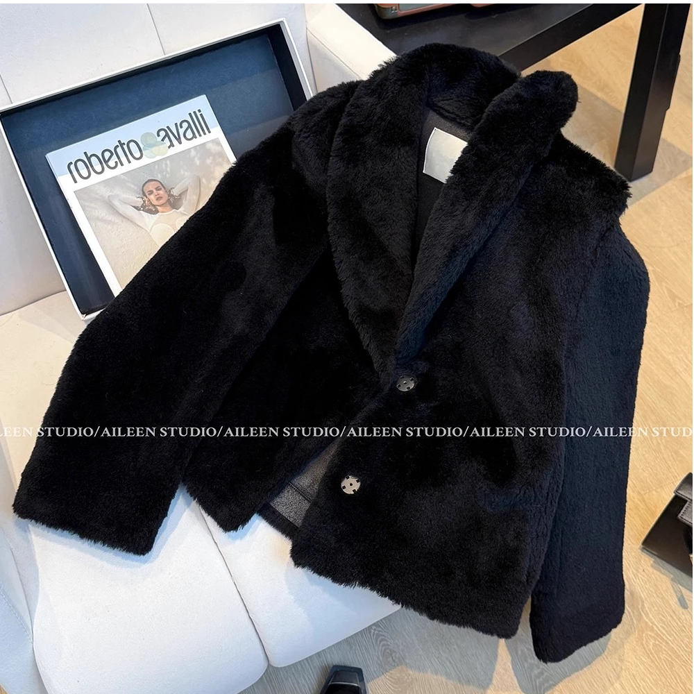 黑色设计感外套女装短款2025冬季新款中古千金风设计感毛茸茸上衣