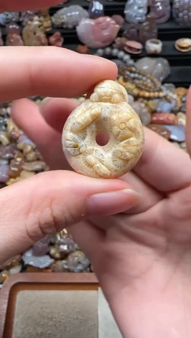 颈饰未镶嵌硅化珊瑚（珊瑚玉）022