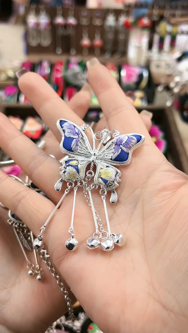 【闪购商品】织绣民族风老绣饰品067