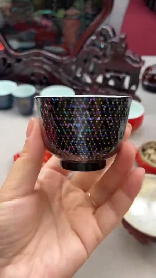 扬州漆器厂螺钿漆艺杯