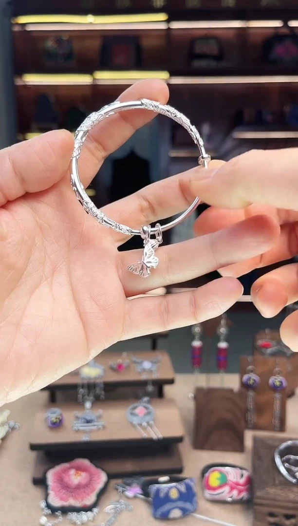 【闪购商品】织绣1855黔东南苗族刺绣