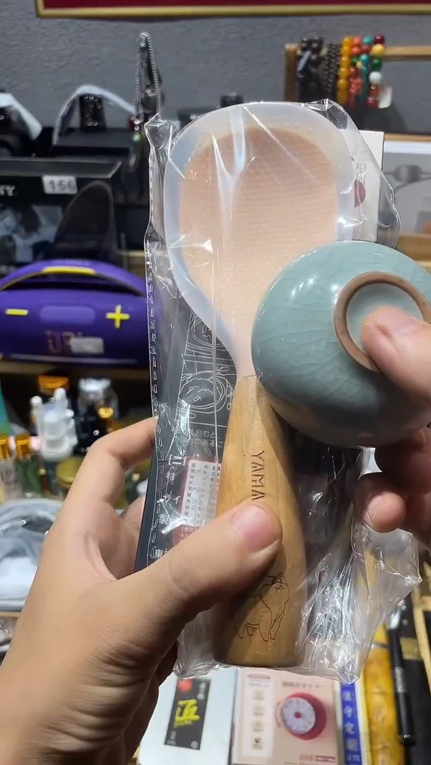 瓷片闪购商品 如图所示