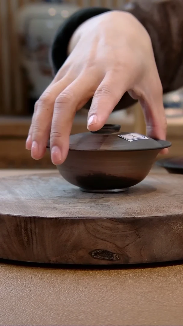 【闪购商品】翰文堂柴烧紫砂盖碗02