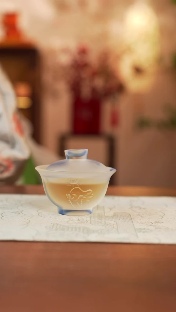 【闪购商品】16号荷逸二才盖碗飘蓝