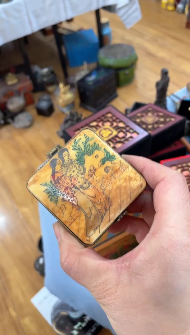 【闪购商品】1宫廷影视老旧工艺摆件