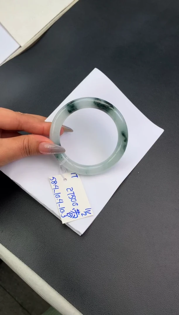 【闪购商品】翡翠手镯未镶嵌玉手镯