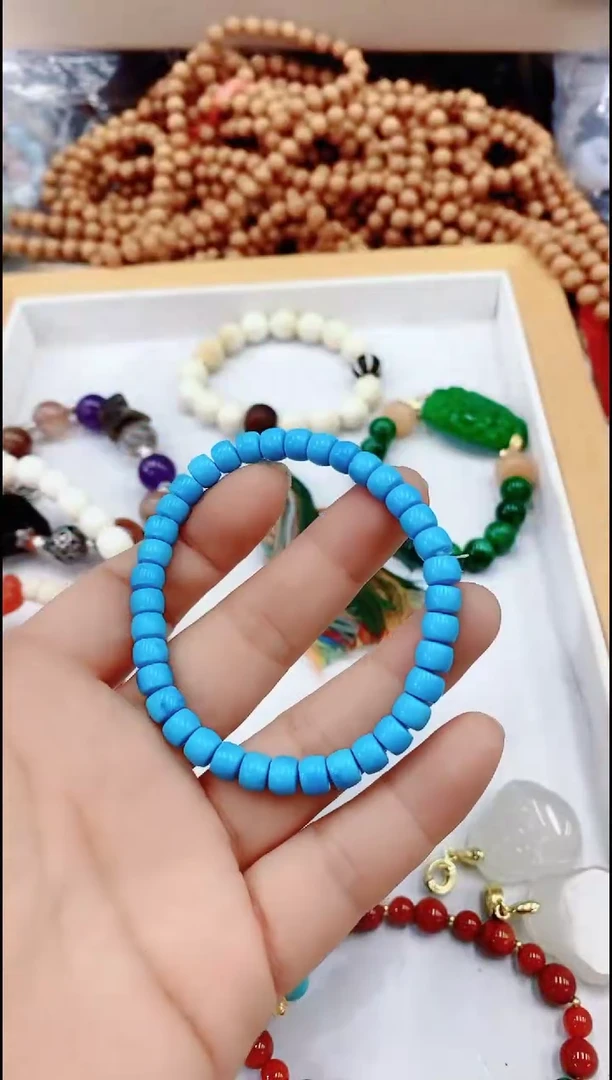 树脂制品1698蓝珠手串