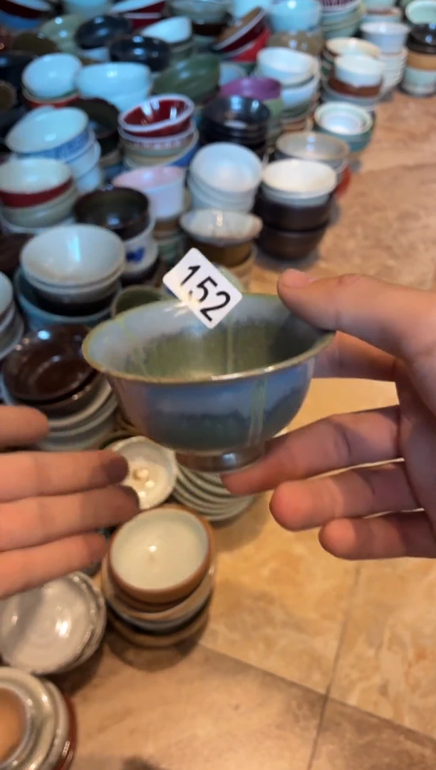 瓷片W**玮152 远山花瓣茶杯1个