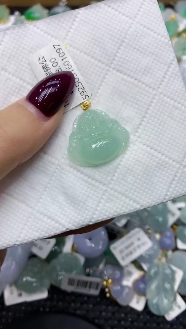 翡翠18K金镶嵌颈饰111111111111
