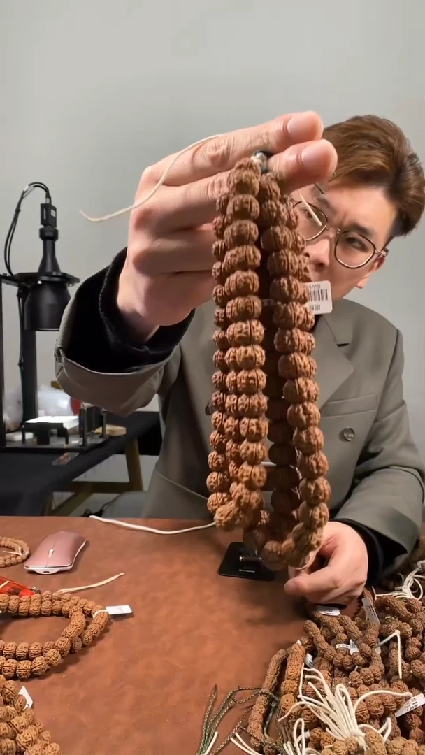 【闪购商品】金刚菩提手串手持老树王13+