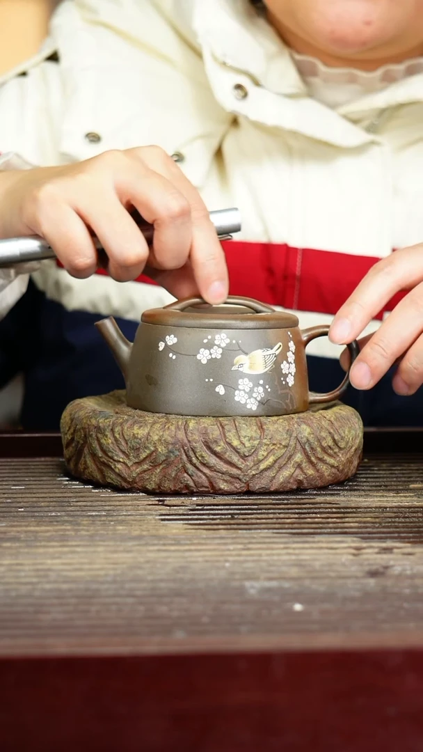 宜兴原矿紫砂壶茶壶宜兴原矿 紫砂壶茶壶150C