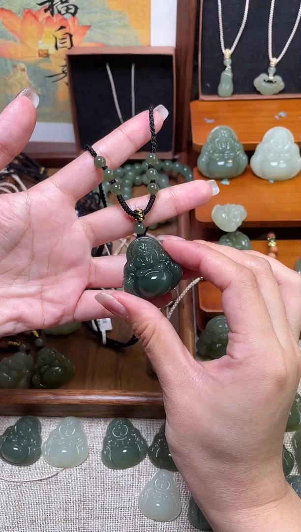 和田玉未镶嵌颈饰30