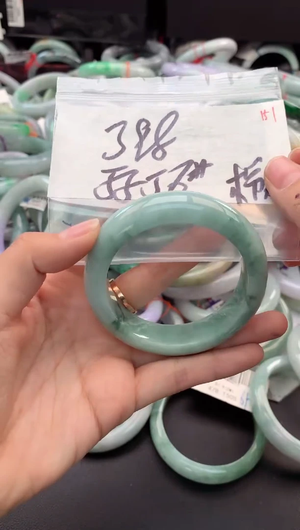 【闪购商品】定制翡翠未镶嵌毛货需精细抛光+多人