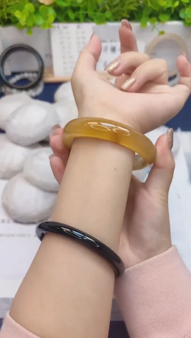 石英质玉手镯未镶嵌95-财气镯-圈口59