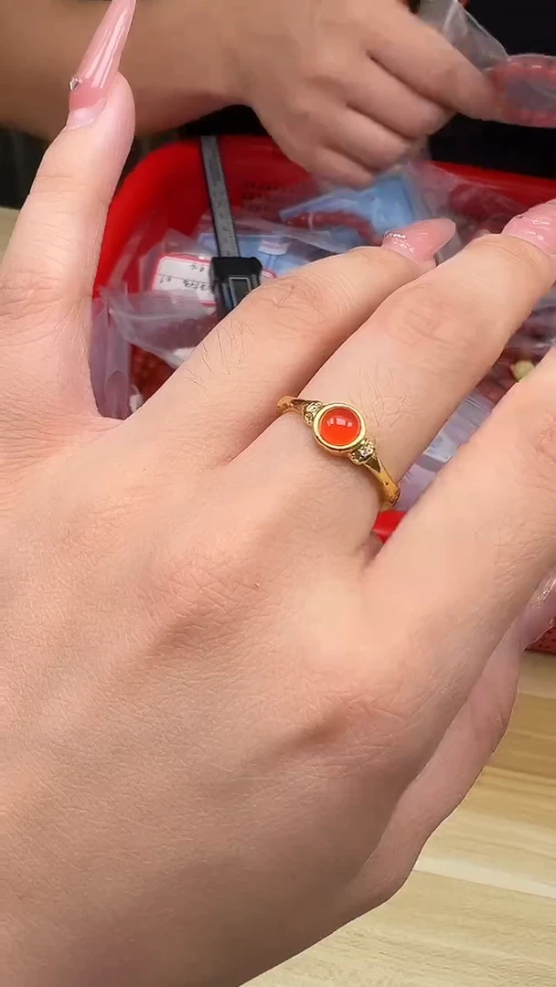 未镶嵌戒指南红玛瑙云南保山戒指