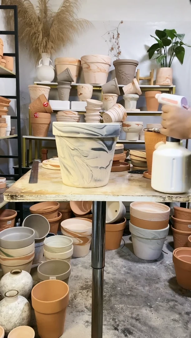 23*21灰白陶 1盆无托