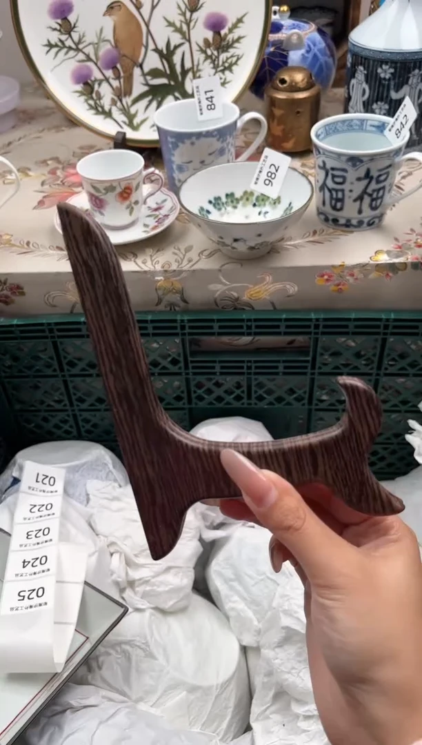 瓷片A****mA         1002