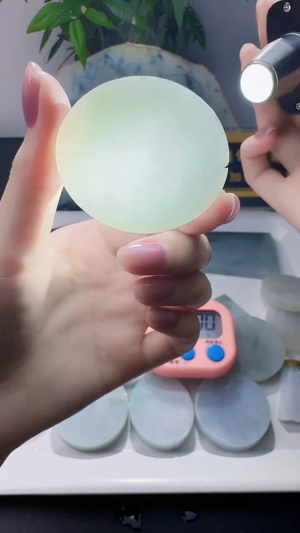 未镶嵌定制翡翠真**意翡翠565