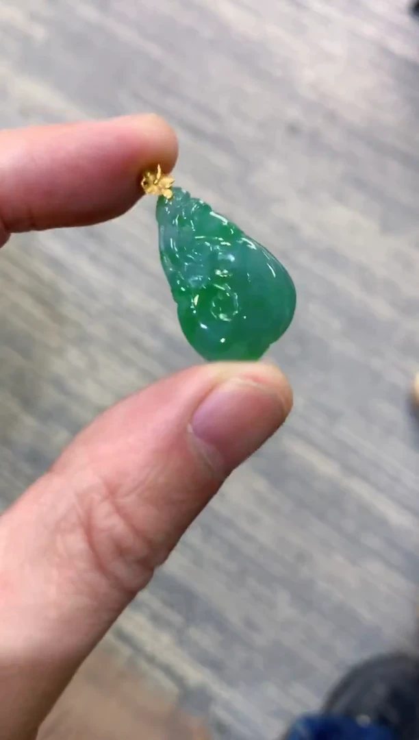 颈饰未镶嵌翡翠天然A货翡翠