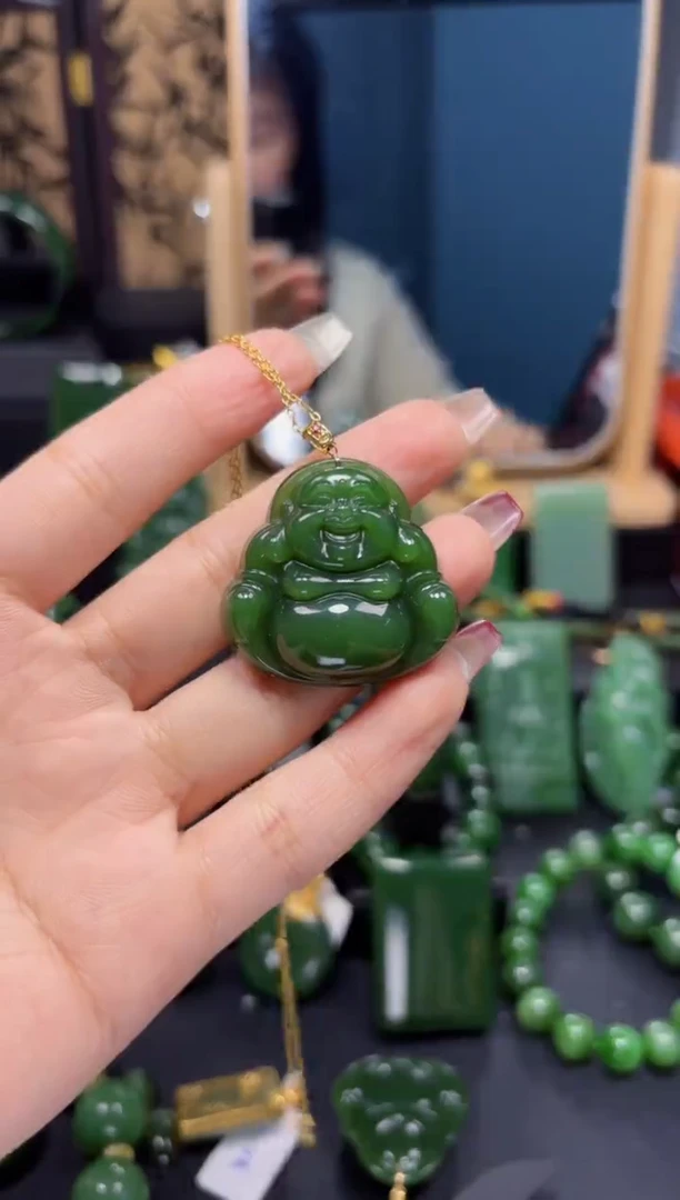 【闪购商品】和田玉（碧玉）吊坠(赠链)18K金镶嵌01