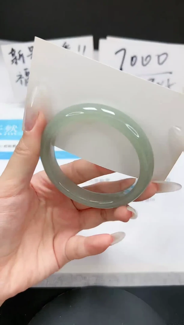 【闪购商品】石英质玉手镯未镶嵌A164-56-57