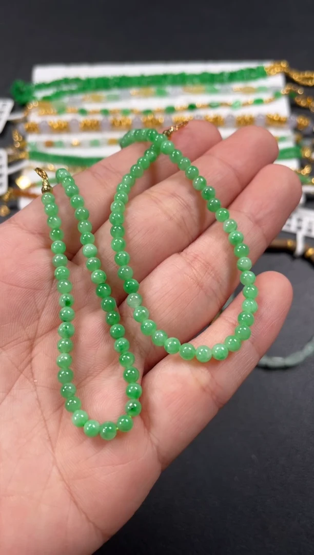 套链18K金镶嵌翡翠多样性  发货一条  P331
