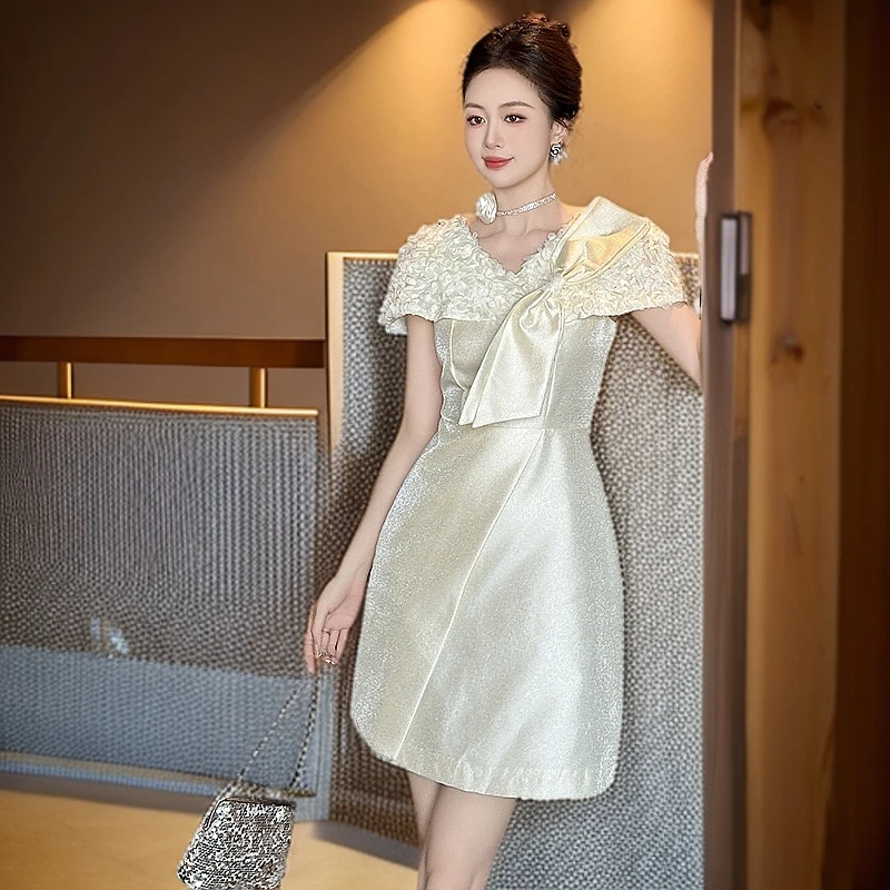 洋气生日小礼服2025夏季新款女装设计感减龄蝴蝶结修身连衣裙9884