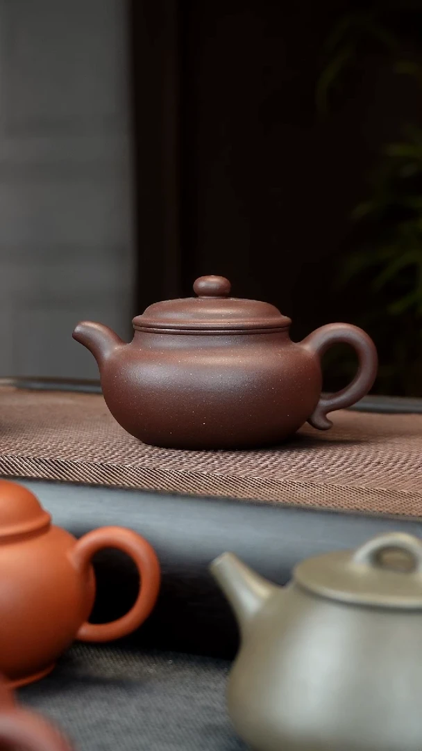 【闪购商品】紫砂茶壶盖子轻微磕碰 仿古 200CC