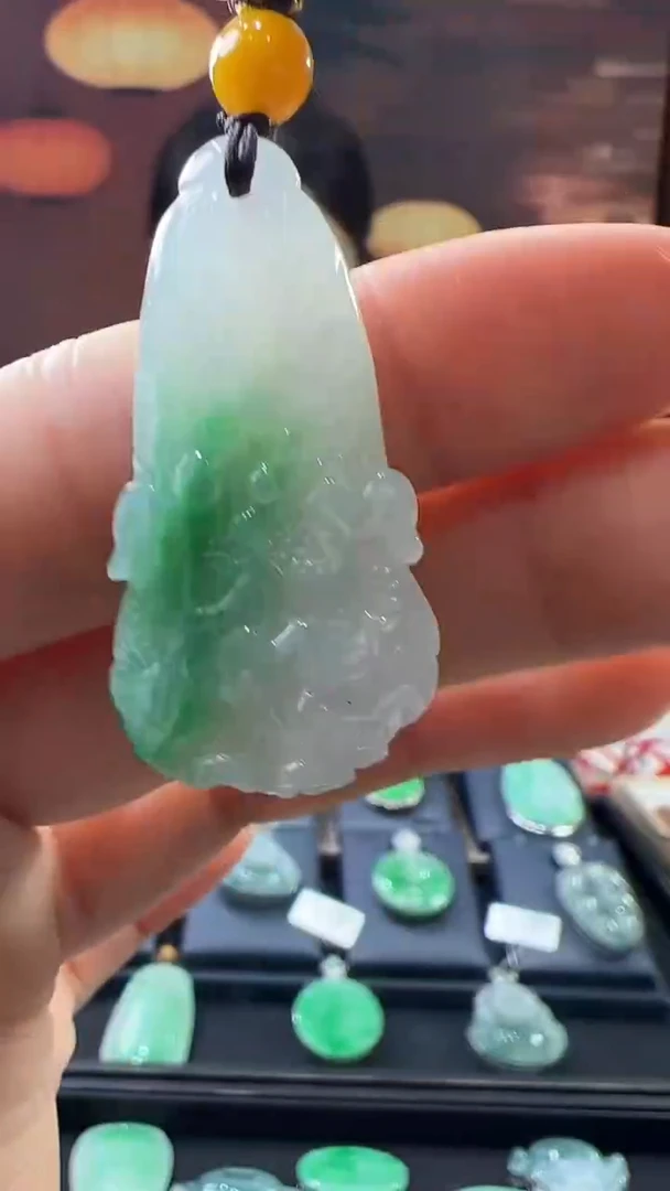 未镶嵌挂件翡翠白菜