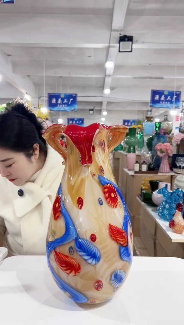 【闪购商品】玻璃XX-万彩琉璃花瓶