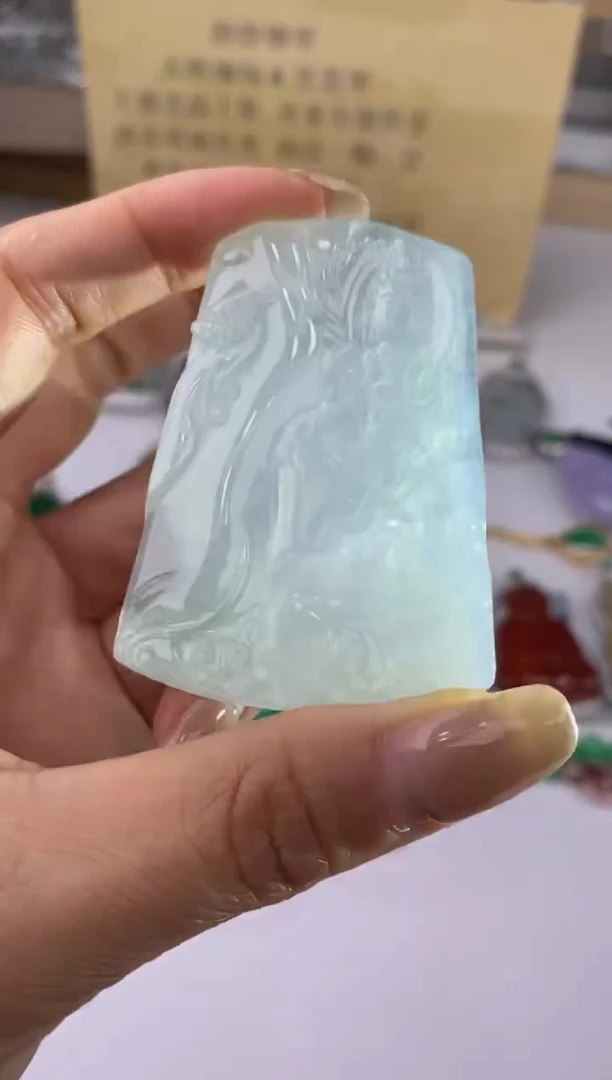 翡翠未镶嵌吊坠(不含链)40162