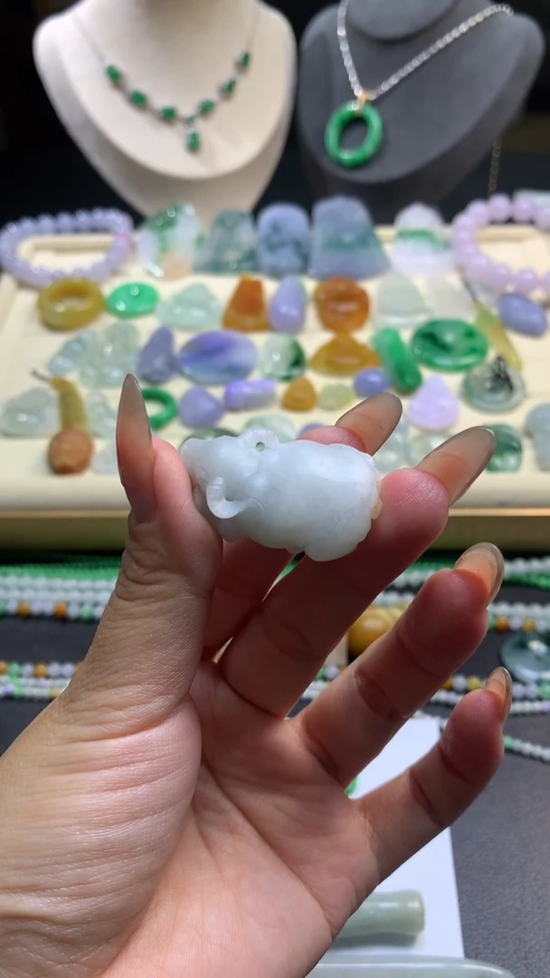 【闪购商品】定制翡翠未镶嵌翡翠