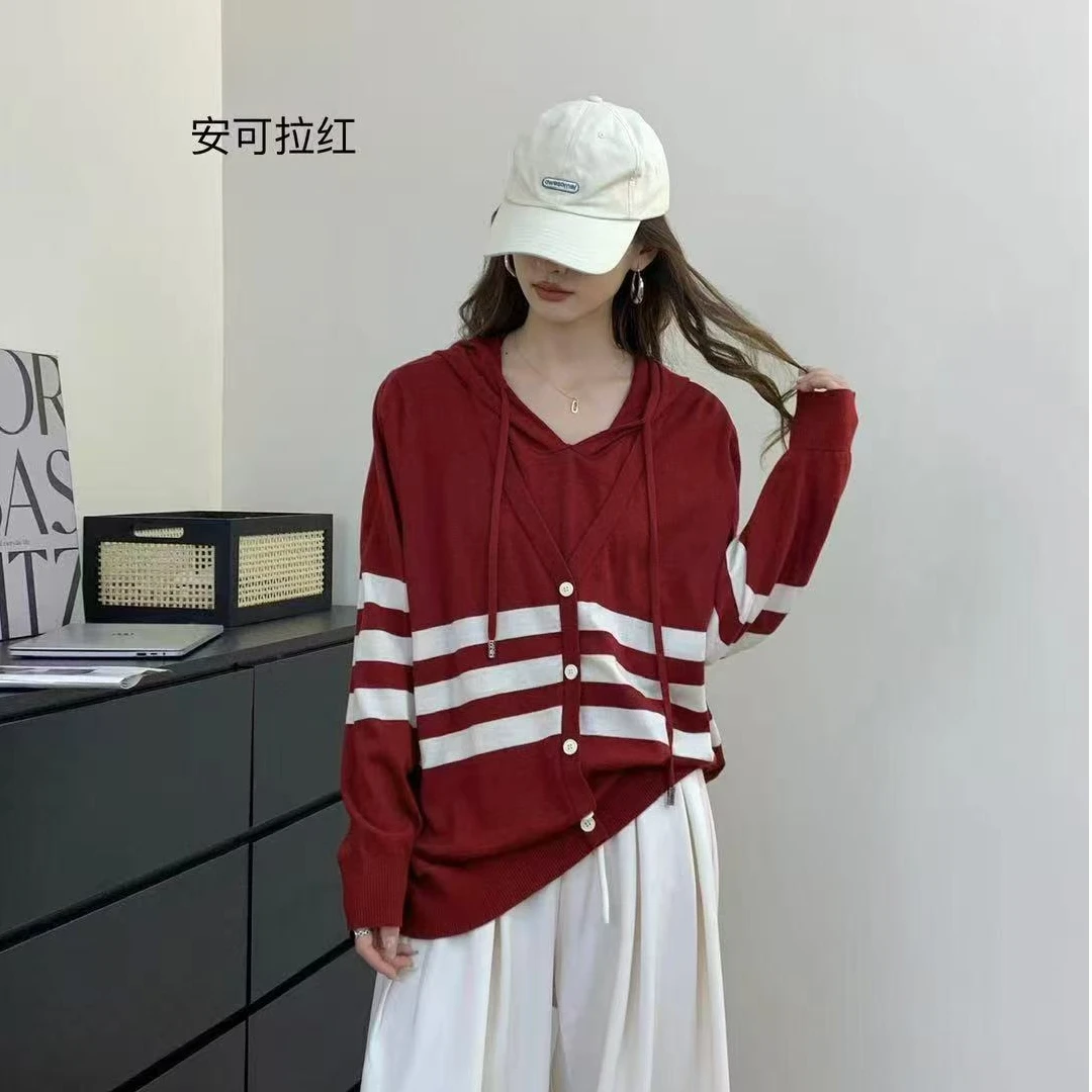 灵璧胖衣秀服《毛毛推荐》春秋时尚8342大码休闲宽松甩帽条纹上衣