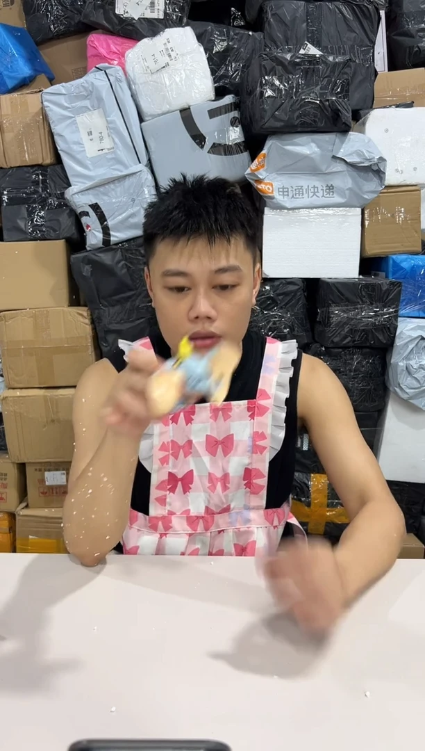 瓷片小飞象摆件 树脂