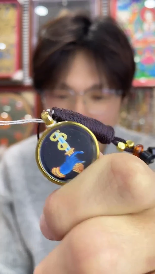 吊坠纯手绘唐卡（非质量问题 不退不换）不动