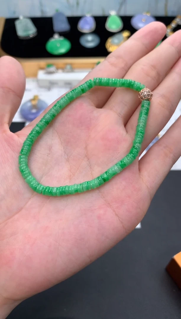 未镶嵌摆件翡翠48小时鉴赏期 退货不扣服务费