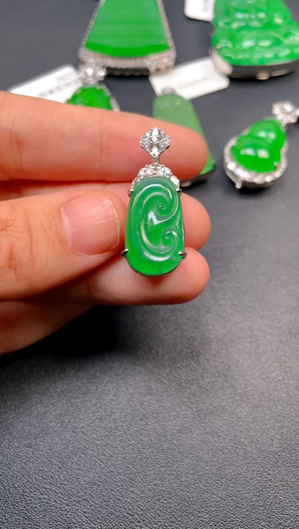 吊坠(不含链)银S925镶嵌翡翠吊坠