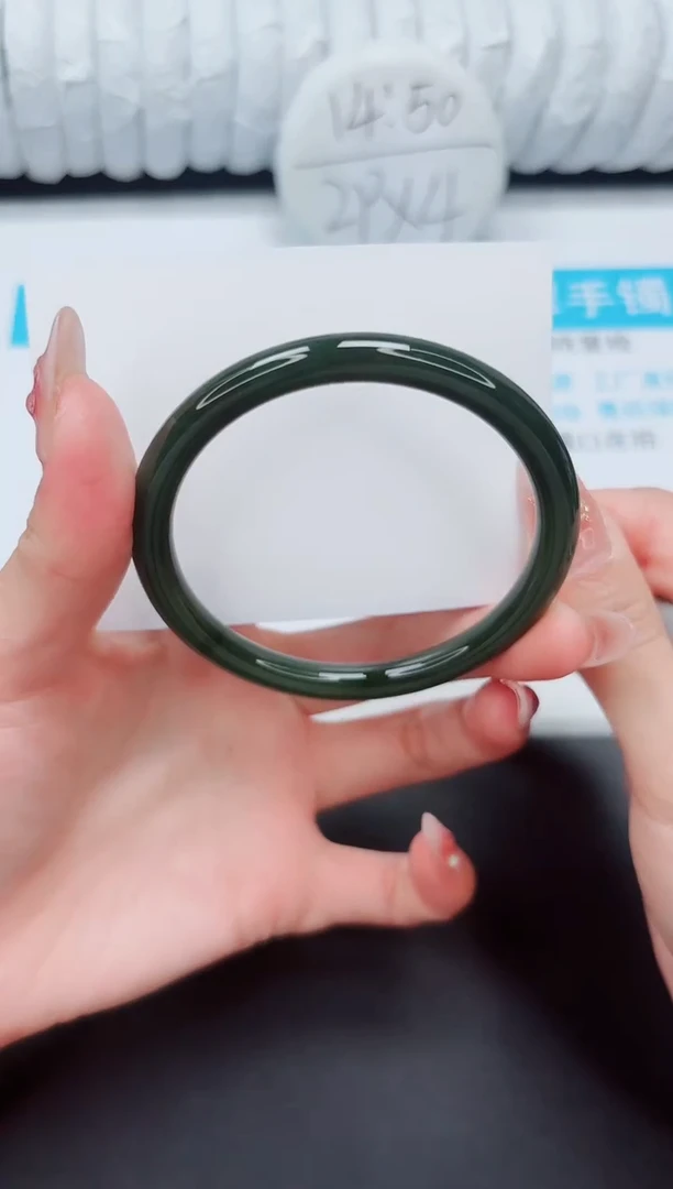 手镯和田玉未镶嵌M39-55.8XB