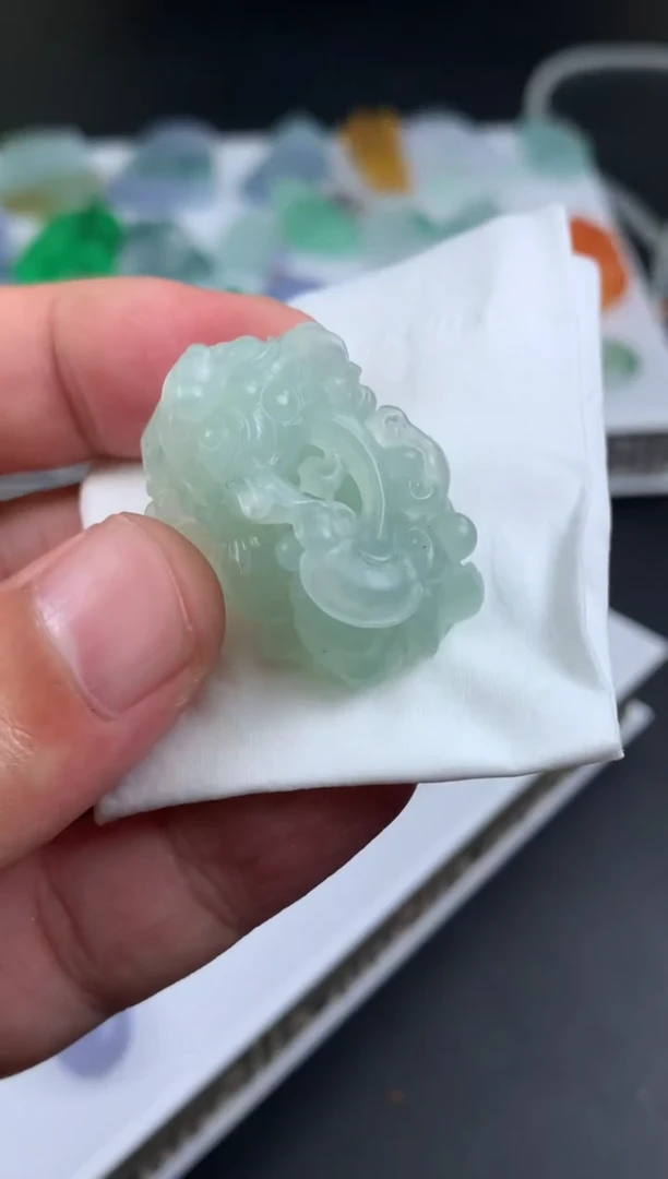 【闪购商品】定制翡翠未镶嵌翡翠