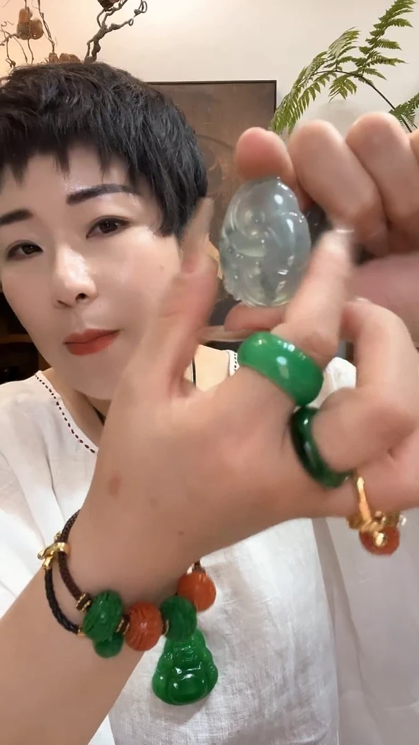 吊坠(赠链)合金翡翠067