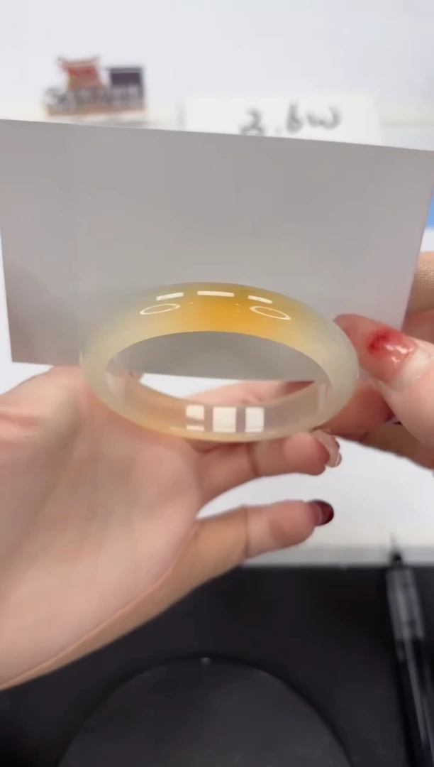 【闪购商品】石英质玉手镯未镶嵌A118-54.8贵妃