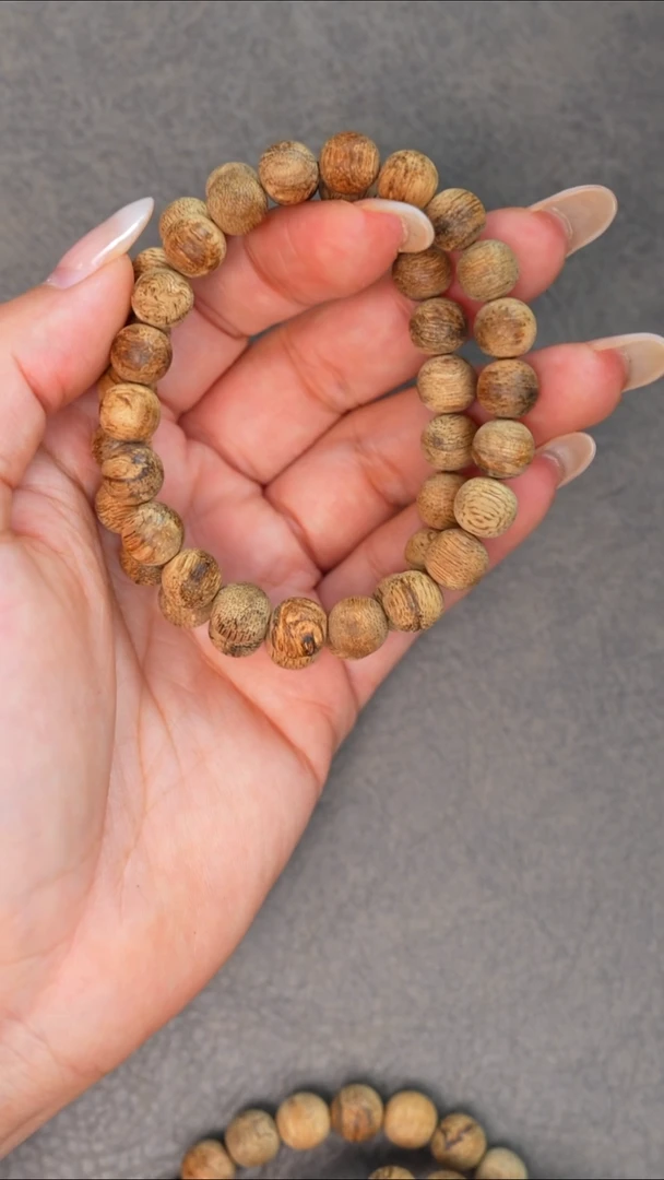 沉香手串60号芽庄多样性发一条