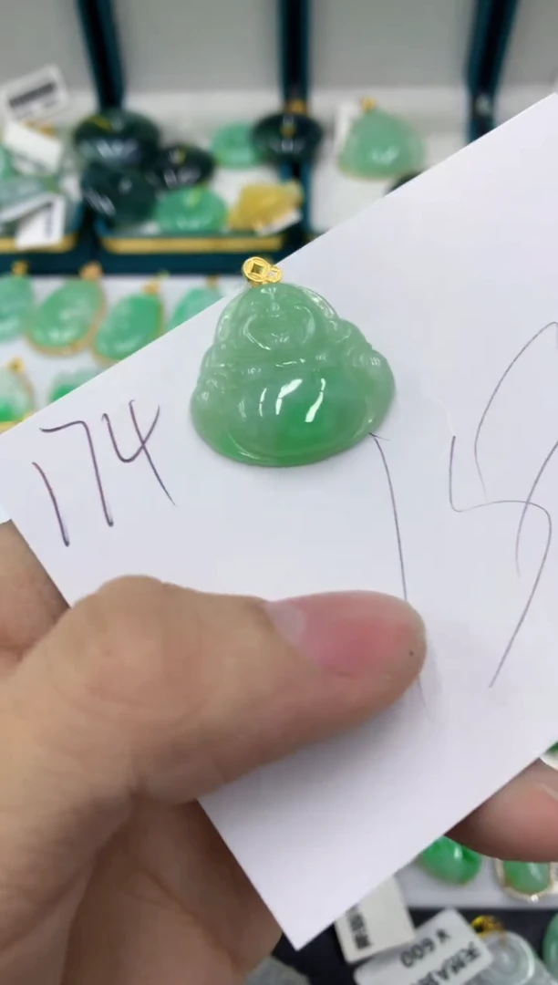 【闪购商品】翡翠颈饰18K金镶嵌号链接11111